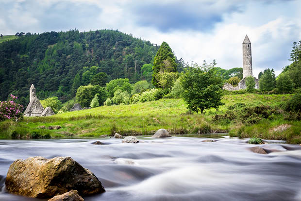 du lịch thung lũng Glendalough - hồ sơ xin visa Ireland 