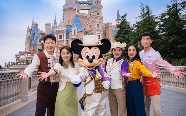 Thời trang đi khu vui chơi, Disneyland, công viên giải trí