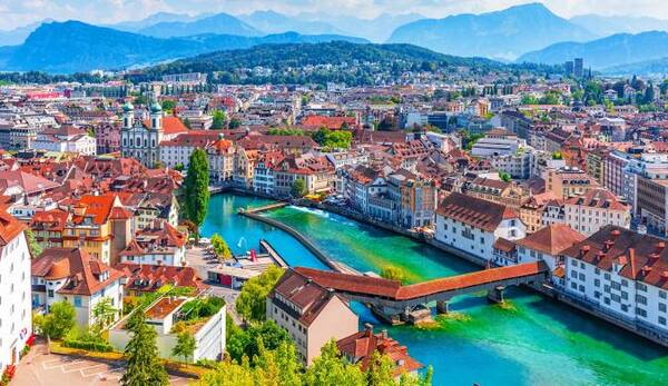 Nên du lịch Thụy Sĩ vào mùa nào?
