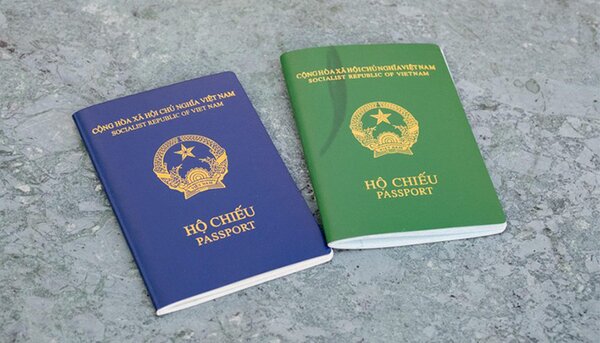 Hộ chiếu mới của Việt Nam được chuyển sang màu xanh tím