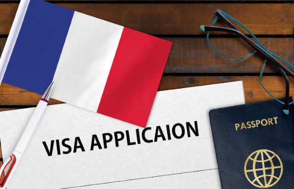 Hồ sơ xin visa thăm thân Pháp