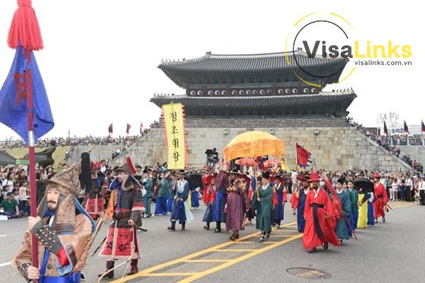 Lễ hội văn hóa Hwaseong Suwon