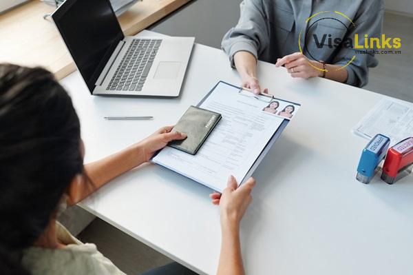 Hồ sơ xin giấy miễn thị thực 5 năm cho người Ấn Độ