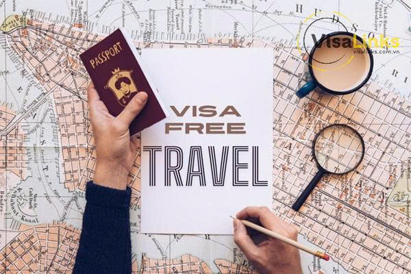 Thời gian xin giấy miễn thị thực 5 năm cho người Canada