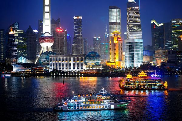 Du thuyền sông Hoàng Phố