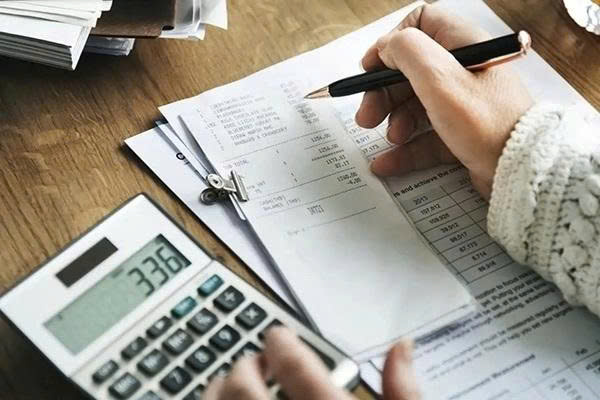 Đi du lịch Canada cần chứng minh tài chính bao nhiêu?