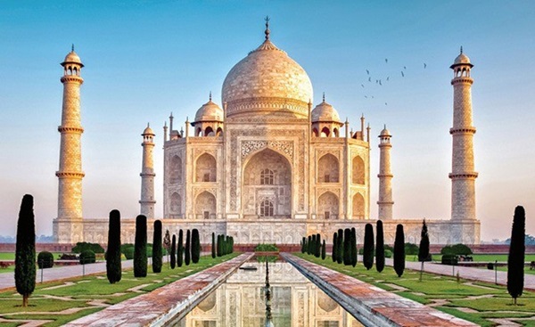 Taj Mahal địa điểm du lịch Ấn Độ nổi tiếng tại Agra