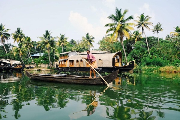 Kerala địa điểm du lịch thiên nhiên nổi tiếng của Ấn Độ
