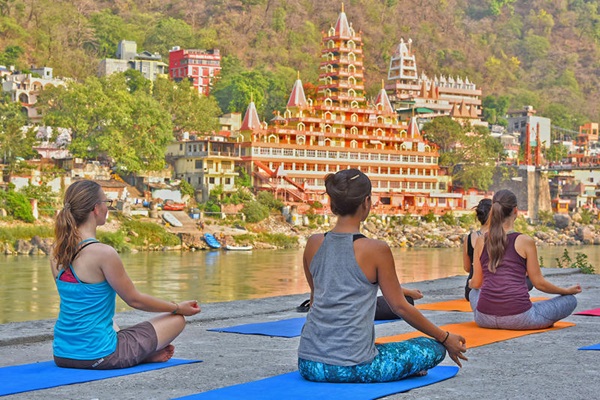Rishikesh địa điểm du lịch yoga và tâm linh ở Ấn Độ