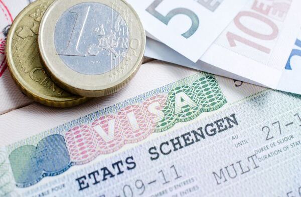 Chi phí xin visa Pháp khoảng bao nhiêu?