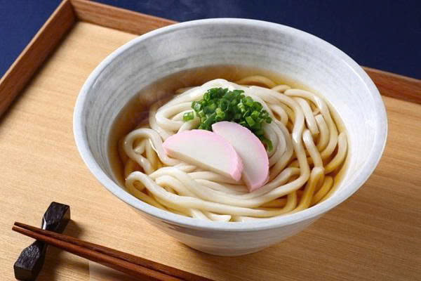 Mì udon - món ăn Nhật Bản nổi tiếng với sợi mì dày mềm dai