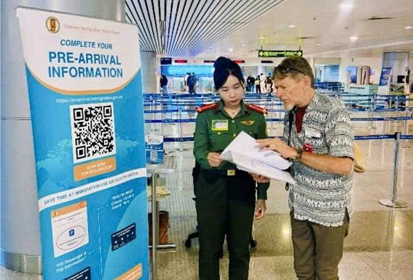Lưu ý khi khai báo tờ khai nhập cảnh Việt Nam