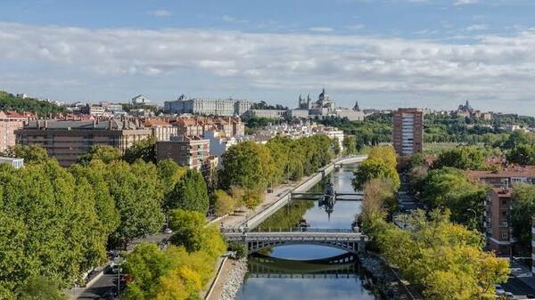 Công viên Madrid Río