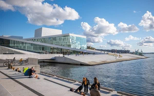 Oslo là thủ đô hiện đại với nhiều công trình kiến trúc và bảo tàng nổi tiếng